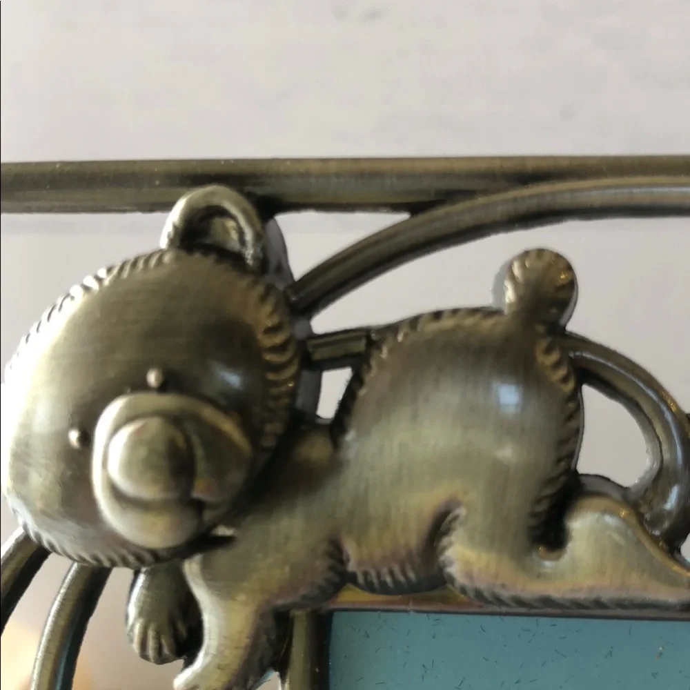Heirloom Silver Photo Frame - Picture 5 of 7